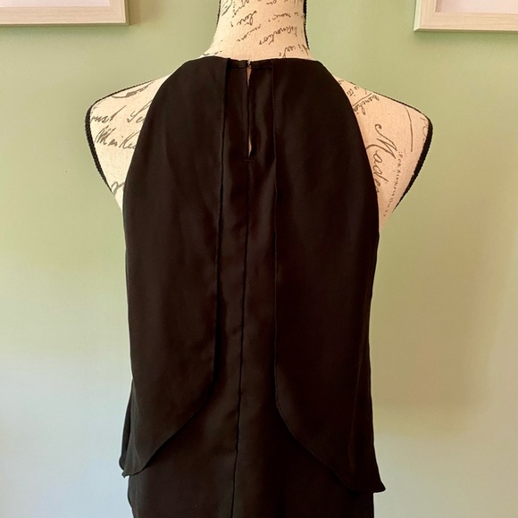 Women’s Elegant Black Sleeveless Top Size Small - Picture 4 of 6